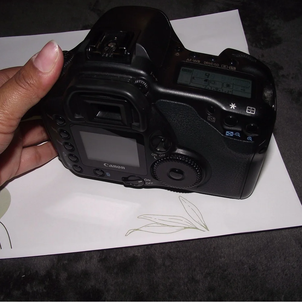 Canon EOS 10D Black Digital Camera- CAMERA BODY + CHARGER ONLY